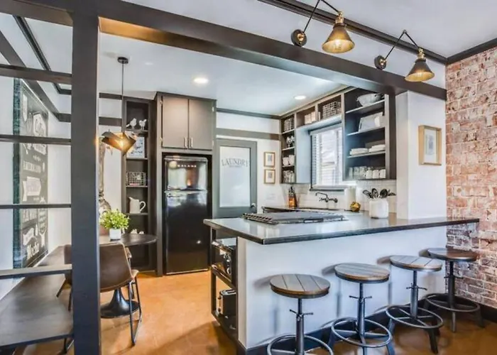 Woodward Place To Be Phoenix