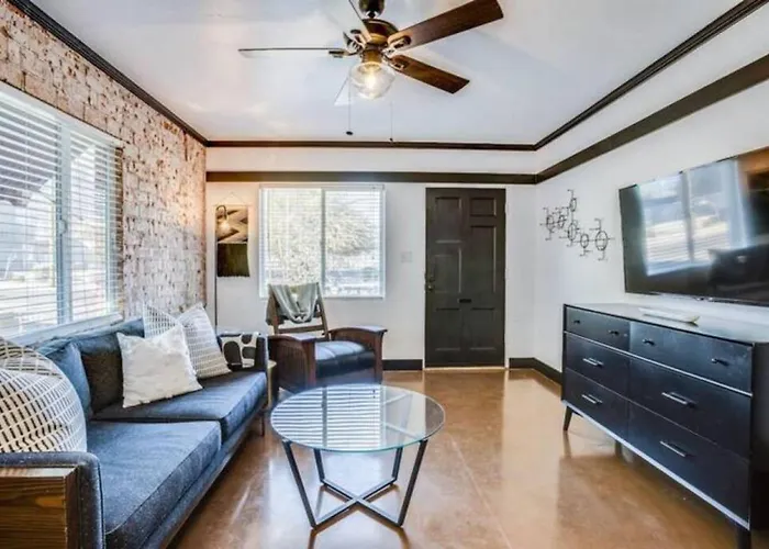 Woodward Place To Be Holiday home Phoenix